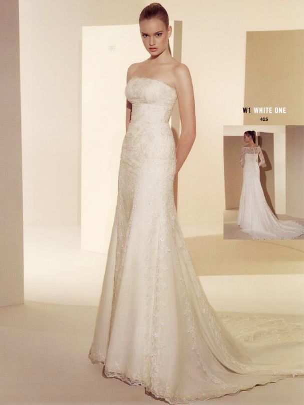 http://www.sposa-blanca.com/blog/assets_c/%E3%82%A4%E3%83%B3%E3%83%9D%E3%83%BC%E3%83%88%20%E3%82%A6%E3%82%A7%E3%83%87%E3%82%A3%E3%83%B3%E3%82%B0%E3%83%89%E3%83%AC%E3%82%B9%20%E8%BF%91%E7%95%BF%20%E6%BB%8B%E8%B3%80.jpg