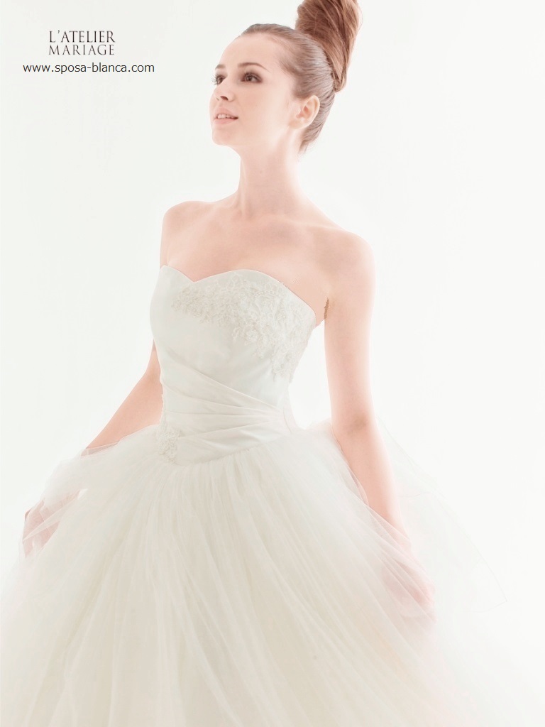 http://www.sposa-blanca.com/blog/assets_c/%E3%82%A6%E3%82%A7%E3%83%87%E3%82%A3%E3%83%B3%E3%82%B0%E3%83%89%E3%83%AC%E3%82%B9%20%E3%83%A9%E3%83%88%E3%83%AA%E3%82%A8%E3%83%9E%E3%83%AA%E3%82%A2%E3%83%BC%E3%82%B8%E3%83%A5%E5%A4%A7%E9%98%AA.jpg
