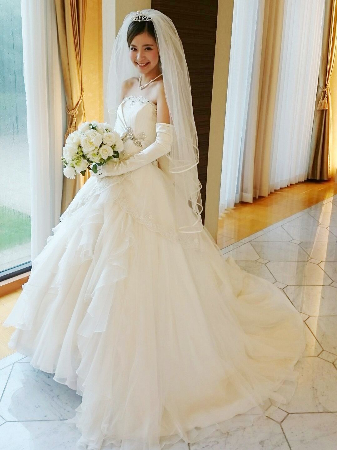 http://www.sposa-blanca.com/blog/assets_c/%E3%82%B8%E3%83%AB%E3%82%B9%E3%83%81%E3%83%A5%E3%82%A2%E3%83%BC%E3%83%88%20%E3%82%A6%E3%82%A8%E3%83%87%E3%82%A3%E3%83%B3%E3%82%B0%E3%83%89%E3%83%AC%E3%82%B9%20%E5%A4%A7%E9%98%AA.jpg