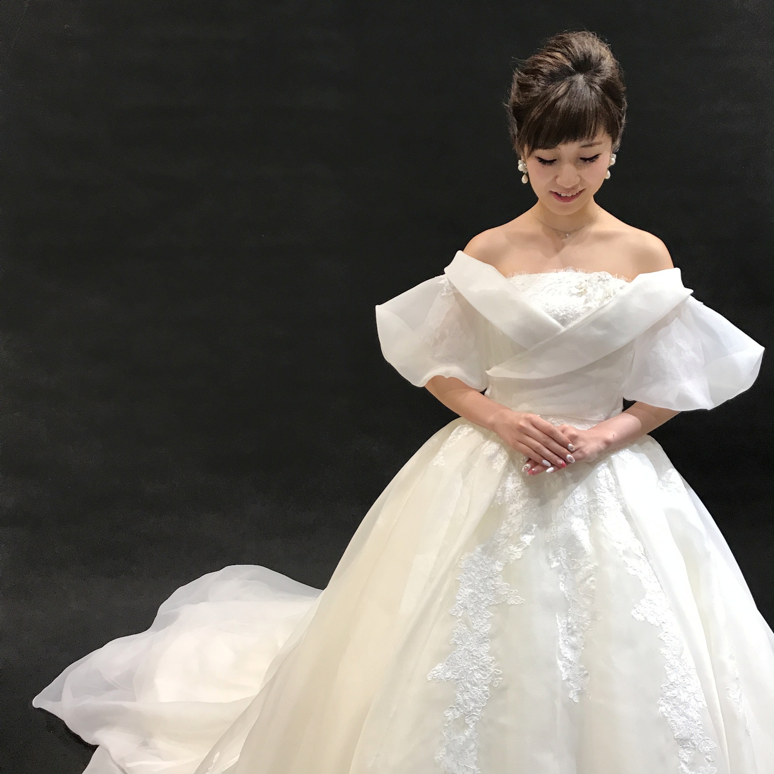 http://www.sposa-blanca.com/blog/assets_c/%E3%83%A9%E3%83%B3%E3%83%90%E3%83%B3%20%E3%82%A6%E3%82%A7%E3%83%87%E3%82%A3%E3%83%B3%E3%82%B0%20%E6%96%B0%E4%BD%9C.JPG