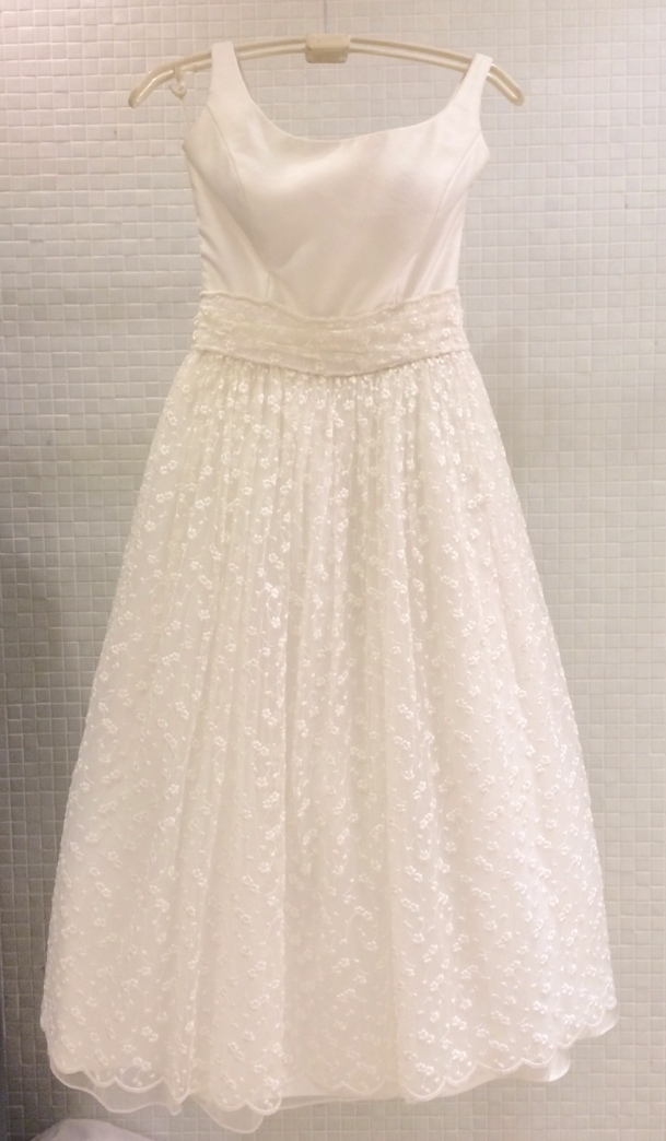http://www.sposa-blanca.com/blog/assets_c/2jikai%20wedding%20party%20dress%20SPOSA%20osaka.JPG