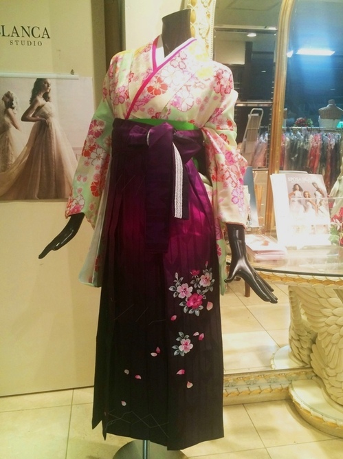 新作卒業式袴 着物 レンタル豊中 丸福.JPG