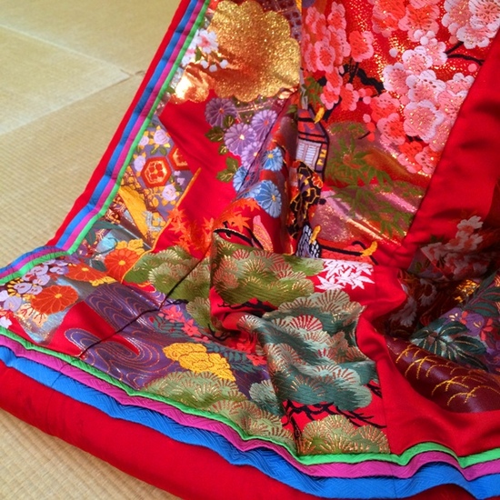 色打掛 八重がさね 重ね仕立て.JPG