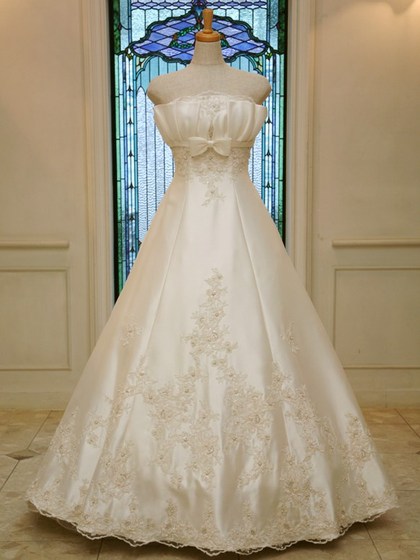 ウェディングドレス　ウエストすっきりAライン