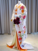 白地の色打掛　掛下オレンジ コーディネイト