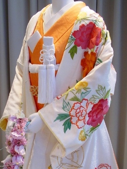 白地の色打掛　掛下オレンジ コーディネイト