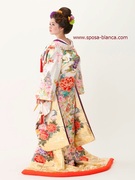 色打掛　人気の白地色打ち掛け　カラーコーディネート　SPOSA大阪