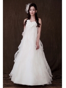 ウエディングドレス　エンパイアライン　大阪SPOSA