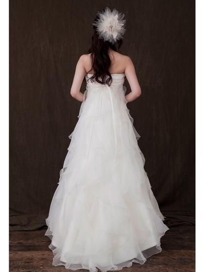 ウエディングドレス　エンパイアライン　大阪SPOSA