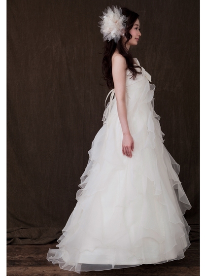 ウエディングドレス　エンパイアライン　大阪SPOSA