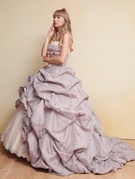 カラードレス　ピンクベージュ プリンセスライン