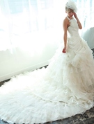 Ａラインウェディングドレス トレーンの取り外しで２ＷＡＹデザイン