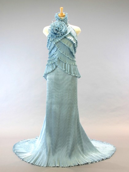 スレンダードレス シルバーブルーのカラードレス