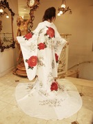 色打掛 オーガンジー トレーン 白墨絵赤大薔薇 大阪