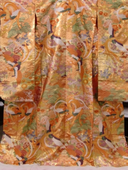 色打掛 大阪丸福 唐織 金地 松に鳳凰