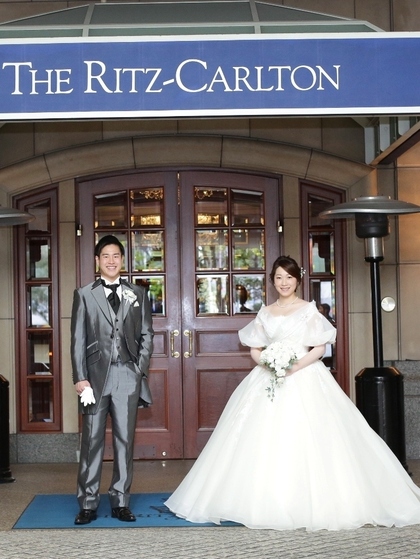 ザ・リッツカールトン大阪でご結婚式をされた新郎新婦様♡ウェディングドレスは「LANVIN en Bleu」（ランバン オンブルー）