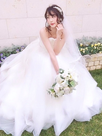 ウエディングドレス ハートカットがかわいいオーガンジーのエアリーなドレスsolo wedding dress