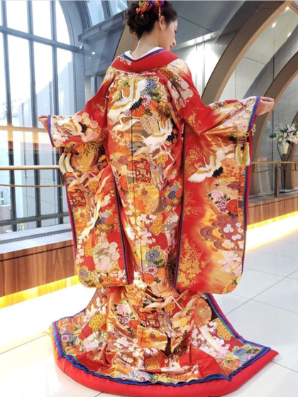 色打掛 赤地 八重がさね