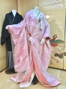 ピンクの色打掛にオーガンジーの『お掛け』を重ね着♪『彩衣（さいごろも）』