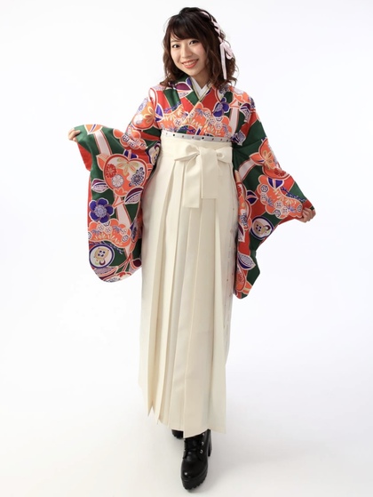 卒業袴 白 レンタルハカマ 着付け 写真撮影 大阪 豊中 丸福衣裳店