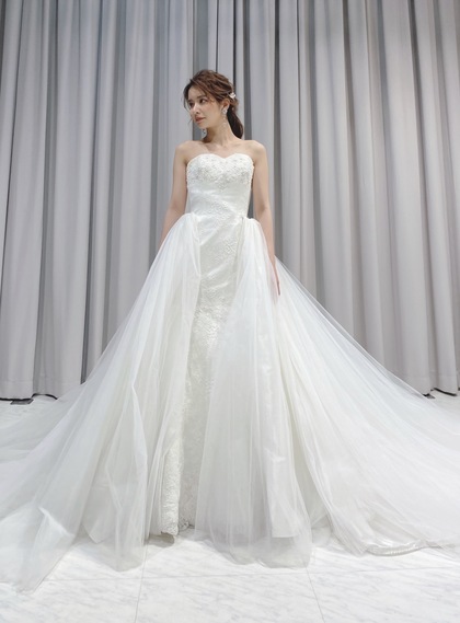 ウェディングドレス チュールのプリンセスドレス