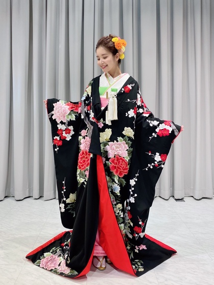 黒地 色打掛 カラー掛下着物