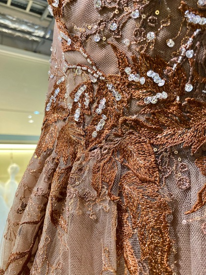 カラードレス ブラウン 新作イサムモリタ