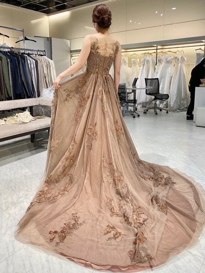 カラードレス ブラウン 新作イサムモリタ