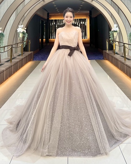 KIYOKOHATAヌードブラウン バルーンスリーブ付き