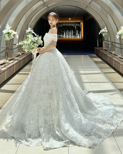 HARDY AMIES　キラキラグリッターウェディングドレス