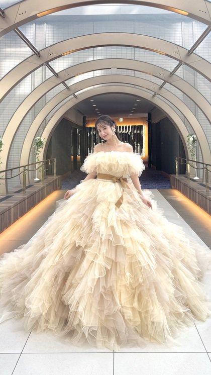 TSUTSUI SACHIKO（サチコツツイ）ベージュカラードレス