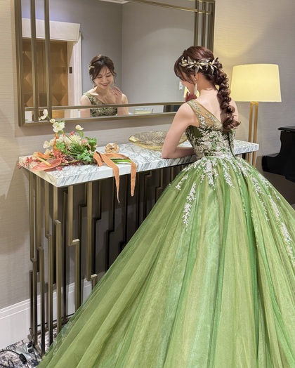 ルルフェリーチェ　新作カーキドレス