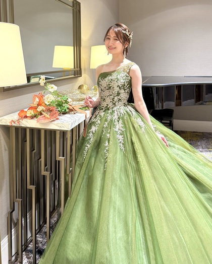 ルルフェリーチェ　新作カーキドレス