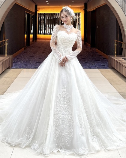 キラキラ光るグリッターウェディング